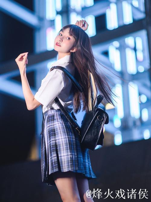 探讨JK制服与娇喘文化的深层魅力分析